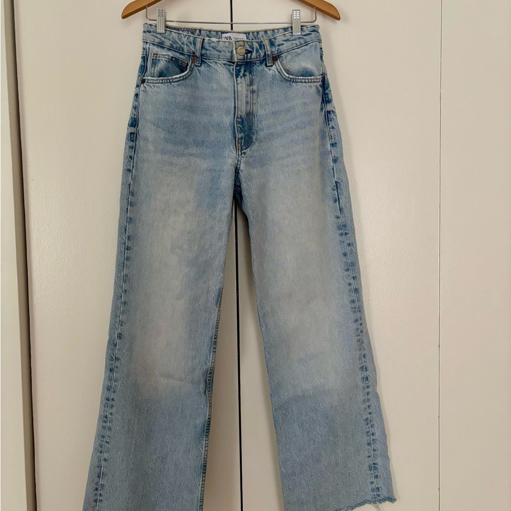 Zara Light Wash Wide Leg Jeans